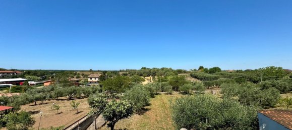 3 rooms Apartment in Rome, Italy No. 201465 4