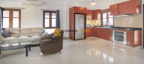 220m² House in Pattaya, Thailand No. 26476 3