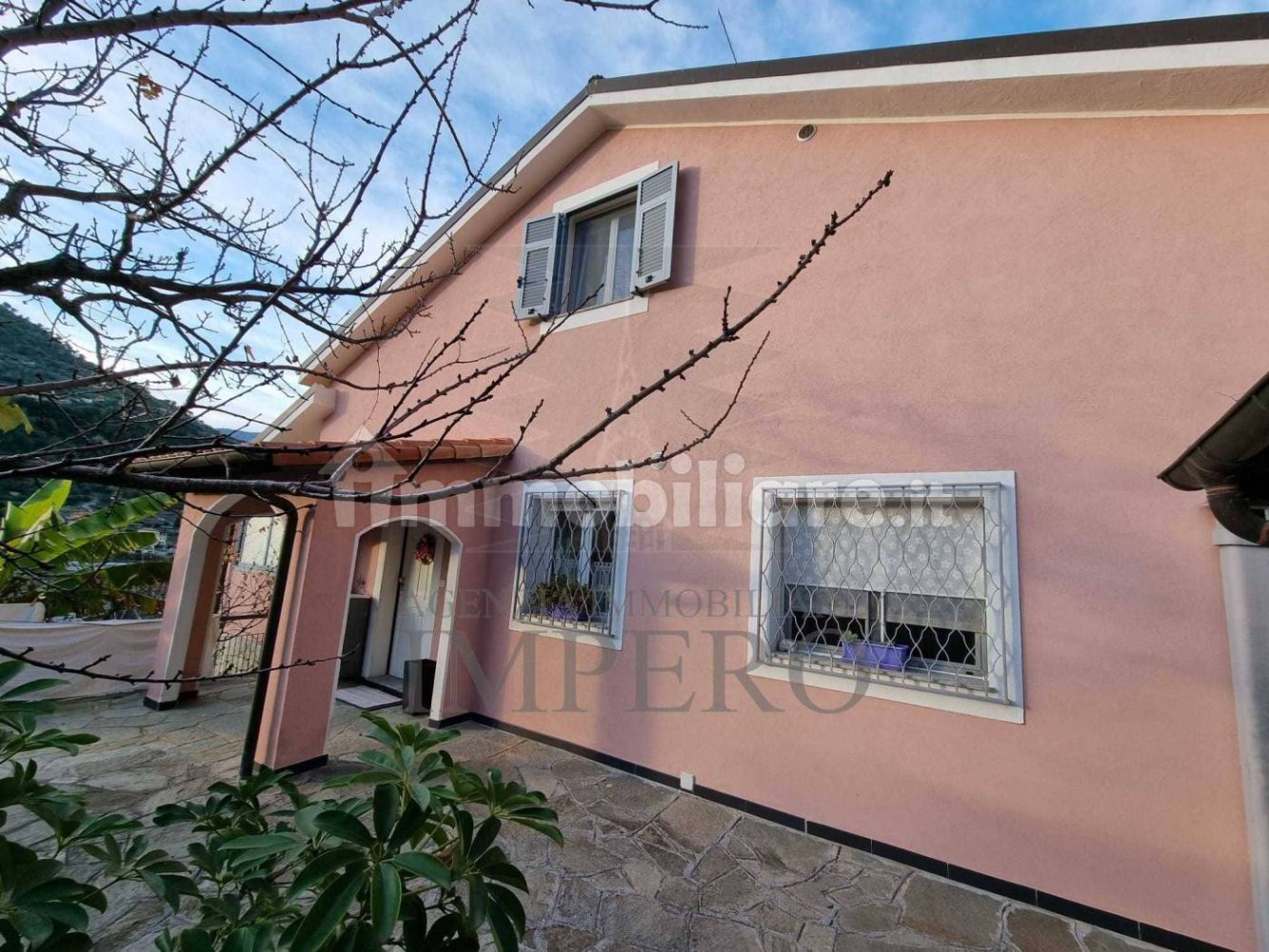 3 bedrooms Villa in Ventimiglia, Italy No. 395514