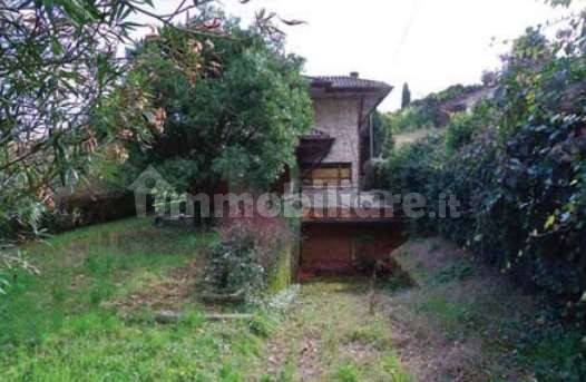 4 bedrooms Villa in Valdobbiadene, Italy No. 266617