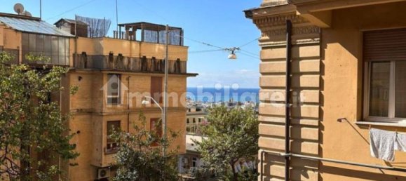 Apartamento T3 em Genoa, Italy N.º 329889 5