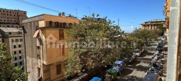 Apartamento T3 em Genoa, Italy N.º 329889 28