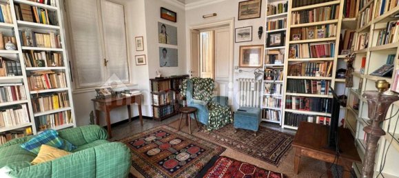 Apartamento T3 em Genoa, Italy N.º 329889 12