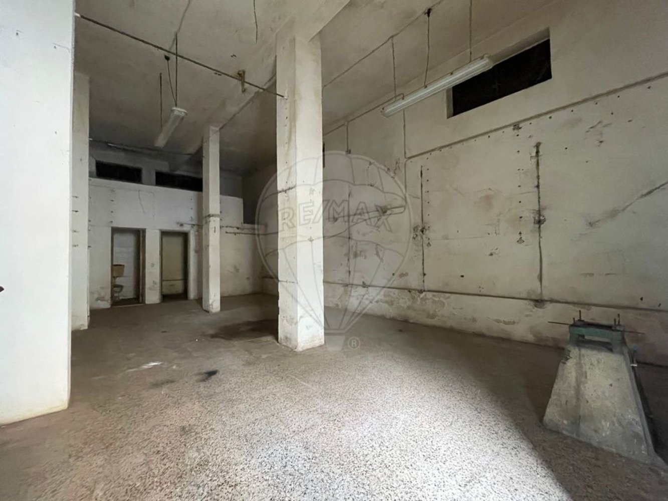 Lagerhaus in Rio de Mouro, Portugal 67m², Nr. 287844