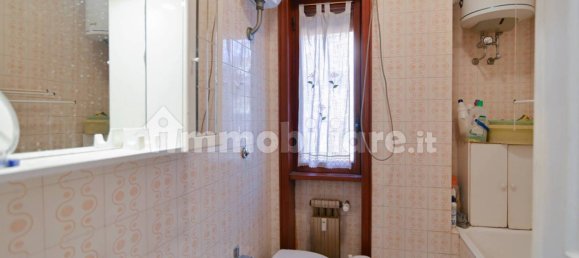 4 bedrooms Apartment in Rome, Italy No. 315186 19
