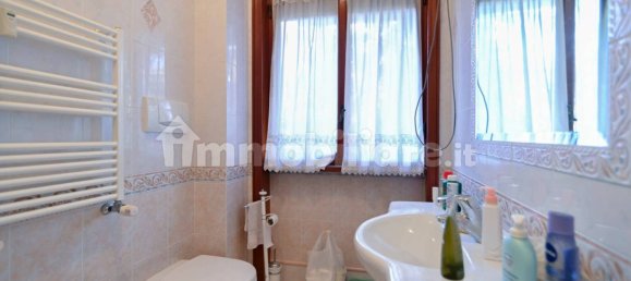4 bedrooms Apartment in Rome, Italy No. 315186 24