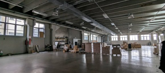 3250m² Warehouse in Cinisello Balsamo, Italy No. 12662 30