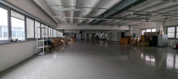 3250m² Warehouse in Cinisello Balsamo, Italy No. 12662 37