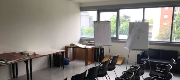 3250m² Warehouse in Cinisello Balsamo, Italy No. 12662 45