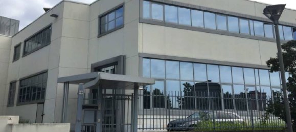 3250m² Warehouse in Cinisello Balsamo, Italy No. 12662 7