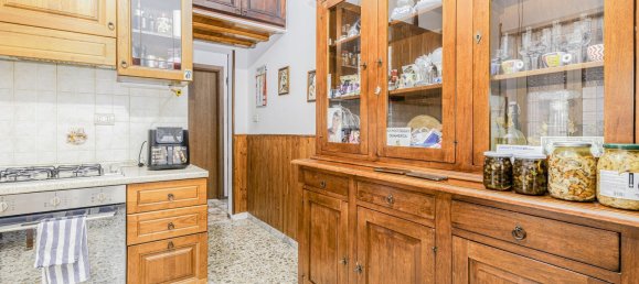 4-salle Appartement à Ciampino, Italy No. 20568 8