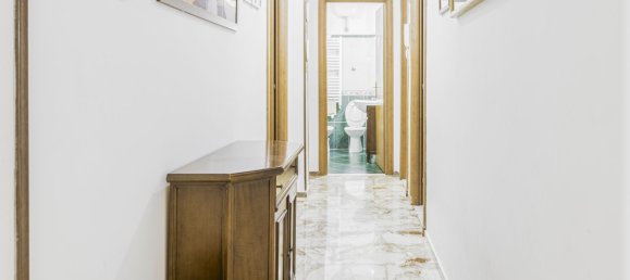 4-salle Appartement à Ciampino, Italy No. 20568 12