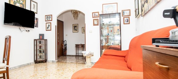 4-salle Appartement à Ciampino, Italy No. 20568 5