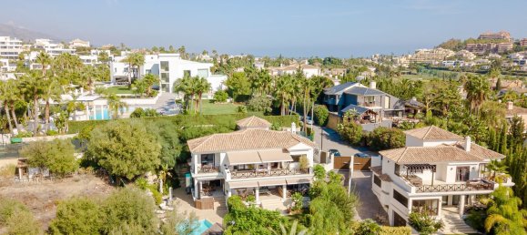 5 Schlafzimmer Villa in Marbella, Spain, Nr. 121196 40
