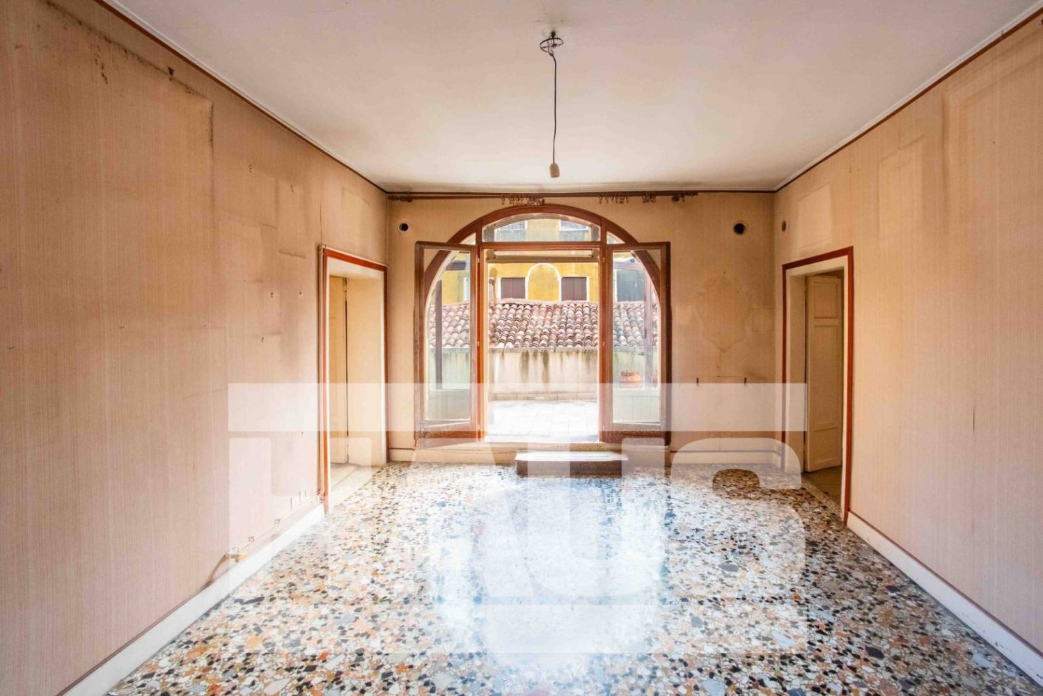 2 bedrooms Apartment in Venice, Italy No. 341716