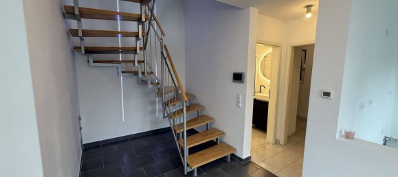 Adosado de 4 dormitorios en Furth, Germany No. 244514 3