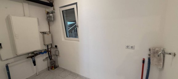 Adosado de 4 dormitorios en Furth, Germany No. 244514 4