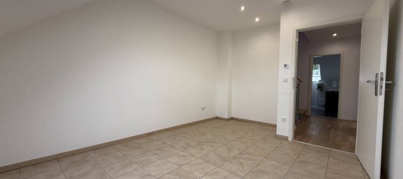 Adosado de 4 dormitorios en Furth, Germany No. 244514 8