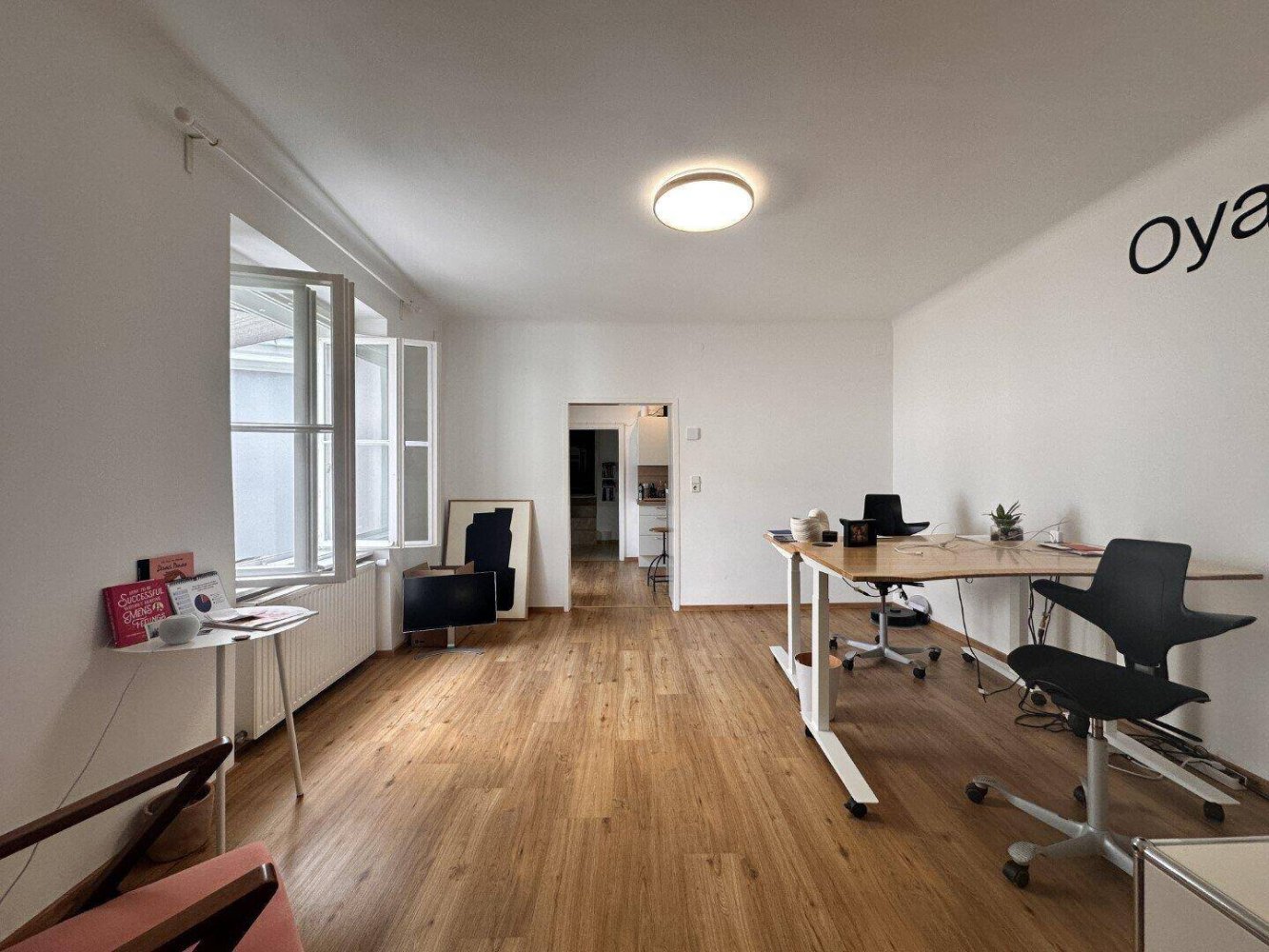 Propriété commerciale à Wiener Neustadt, Austria 148m² No. 191171