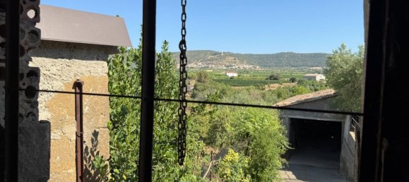 3 bedrooms House in Huesca, Spain No. 154986 10