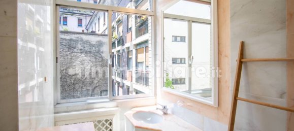 Apartamento de 2 dormitorios en Milan, Italy No. 296780 17