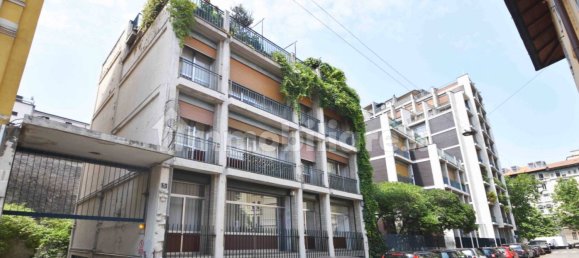Apartamento de 2 dormitorios en Milan, Italy No. 296780 23