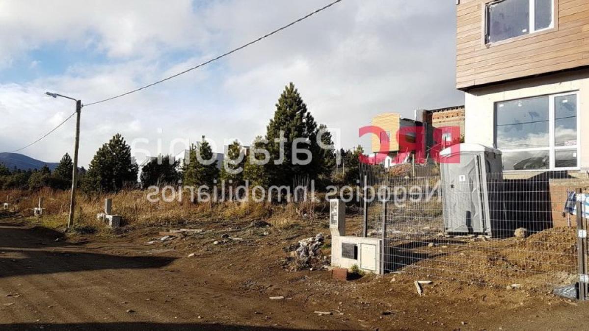 Terrain à San Carlos de Bariloche, Argentina 200m² No. 45907