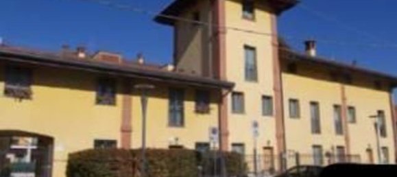 Квартира с 3 комнатами в Арезе, Италия № 156318 6