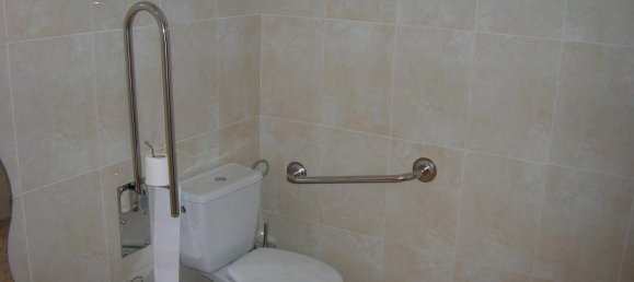 170m² Commercial property in Torrevieja, Spain No. 13023 27