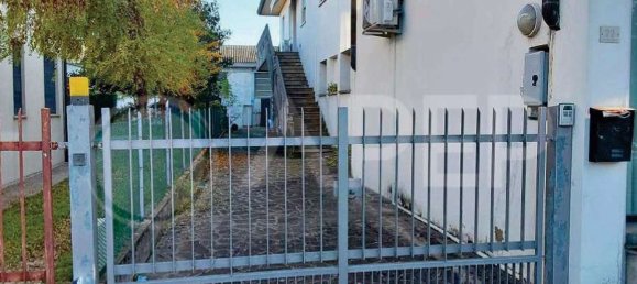 890m² Warehouse in Noventa Padovana, Italy No. 309460 23