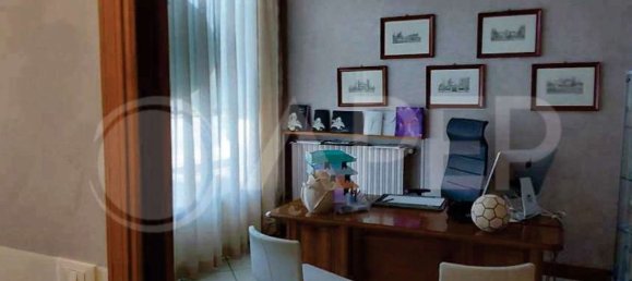 890m² Warehouse in Noventa Padovana, Italy No. 309460 18