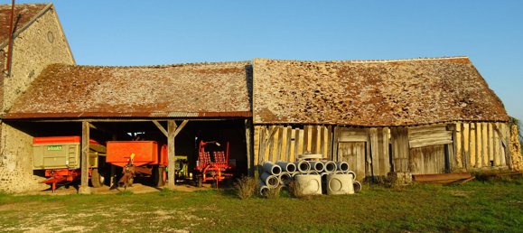 Studio in La Loupe, France, Nr. 103796 5