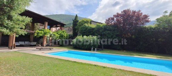 Дом с 5 спальнями в Наве, Италия № 2380 40