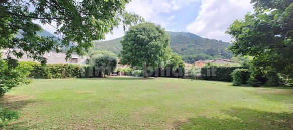 Дом с 5 спальнями в Наве, Италия № 2380 36