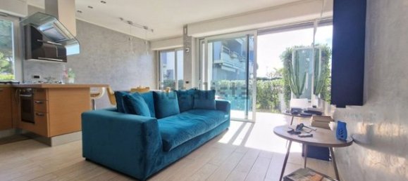 8 rooms Villa in Camaiore, Italy No. 208469 2