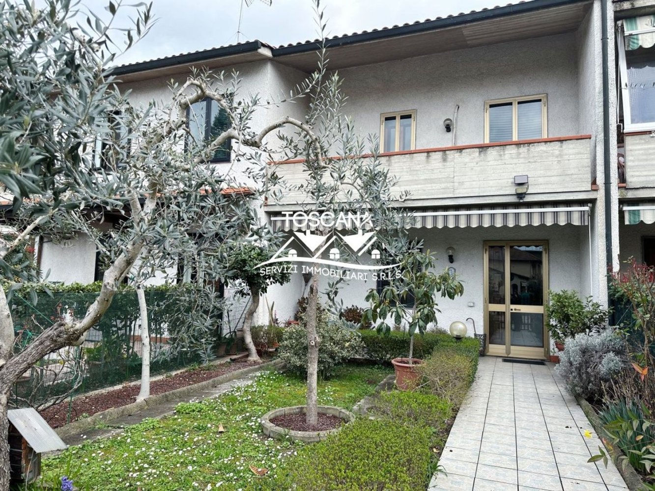 5 bedrooms House in Campi Bisenzio, Italy No. 362769