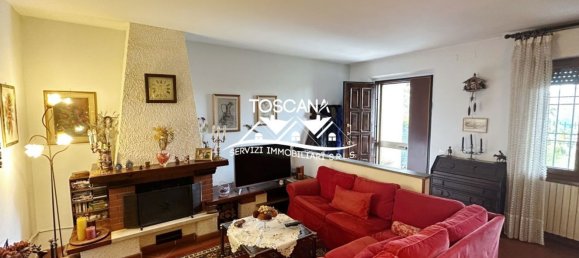 5 غرف نوم منزل في Campi Bisenzio, Italy رقم 362769 2