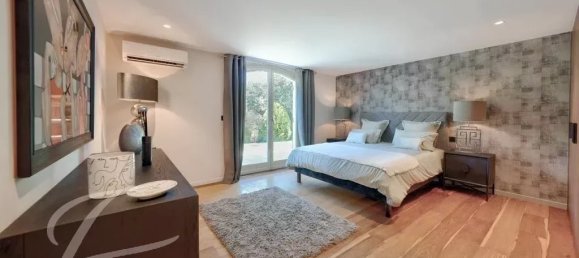 5 bedrooms Villa in Mougins, France No. 346904 16