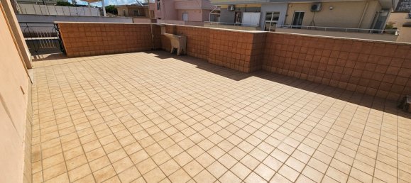 3 Schlafzimmer Penthouse in Nettuno, Italy, Nr. 338014 4