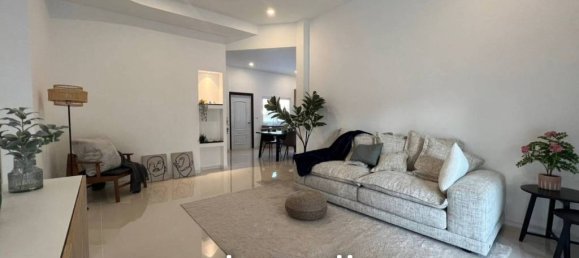 3 bedrooms House in Bang Lamung, Thailand No. 26828 8