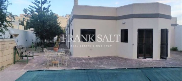 3 bedrooms Villa in Iklin, Malta No. 4790 3