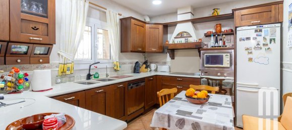 Casa de 3 dormitorios en Barcelona, Spain No. 69793 15