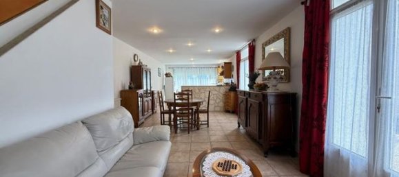 2 Schlafzimmer Haus in Le Teil, France, Nr. 308204 3