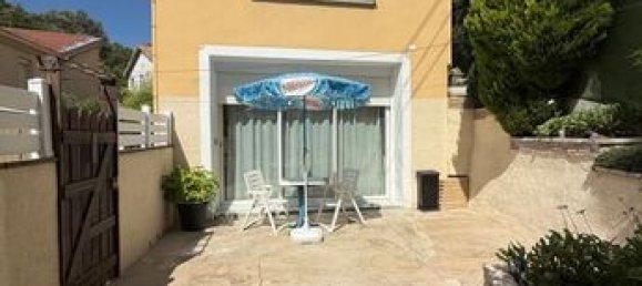 2 Schlafzimmer Haus in Le Teil, France, Nr. 308204 9