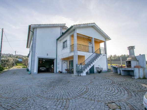 4 غرف نوم منزل في Celorico da Beira, Portugal رقم 36544