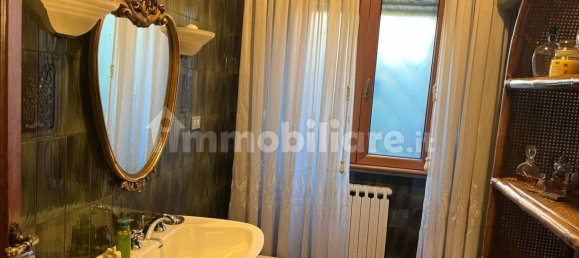 4 bedrooms Villa in Rome, Italy No. 323999 11