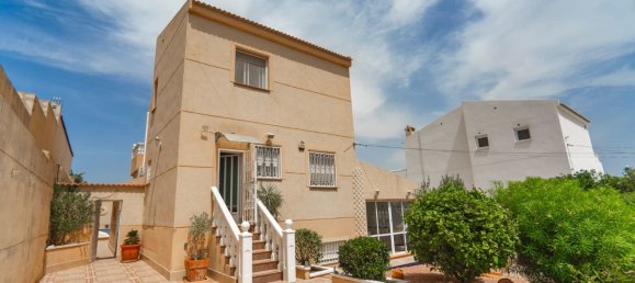 5 bedrooms House in Rojales, Spain No. 182045 2