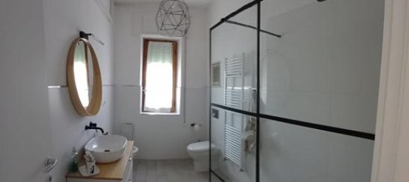 10-Zimmer Wohnung in Carrara, Italy, Nr. 276776 3
