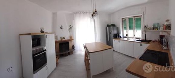 10-Zimmer Wohnung in Carrara, Italy, Nr. 276776 4
