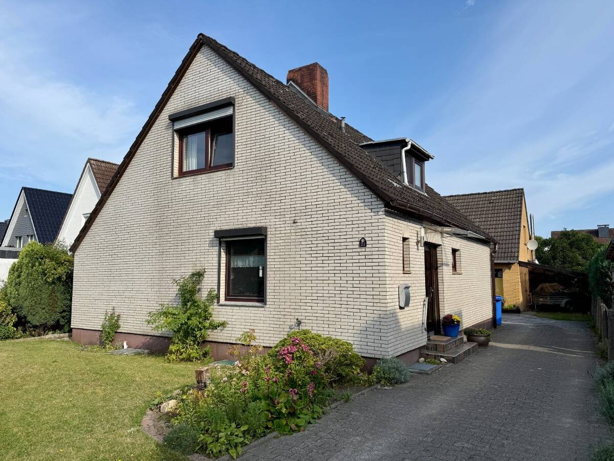 Casa de 4 habitaciónes en Cuxhaven, Germany No. 272461